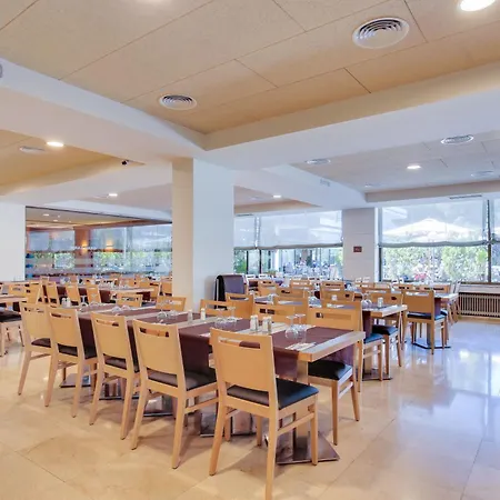 Gran Garbi & Aquasplash Hotel