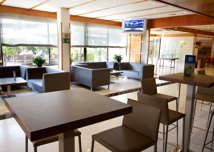 Szálloda Gran Garbi & Aquasplash Lloret de Mar