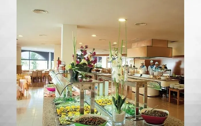 Gran Garbi & Aquasplash 滨海略雷特