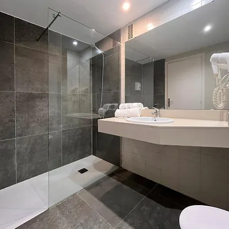 Gran Garbi & Aquasplash 酒店 4*