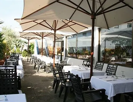 Gran Garbi & Aquasplash 酒店 滨海略雷特