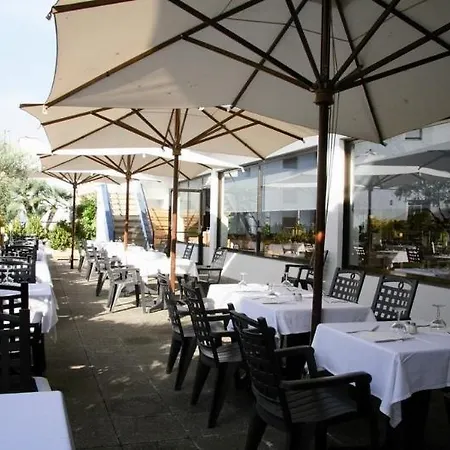 Gran Garbi & Aquasplash 酒店