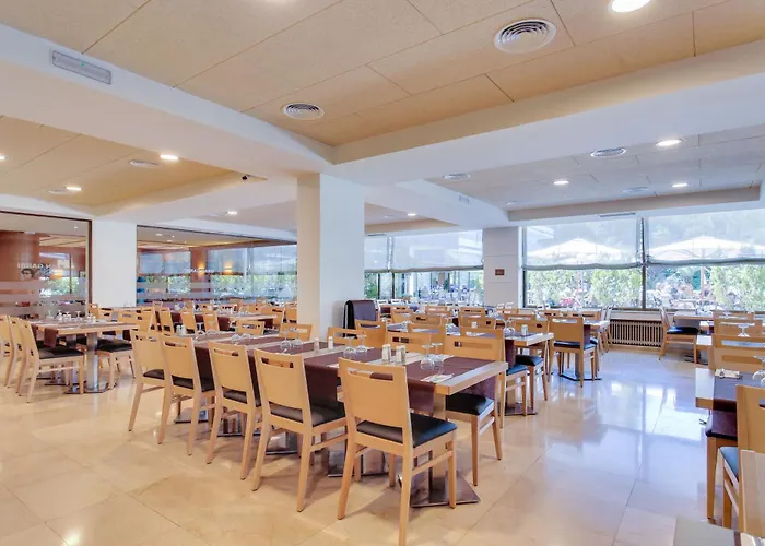 Gran Garbi & Aquasplash ホテル