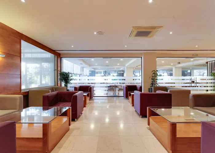 ホテル Gran Garbi & Aquasplash 4*