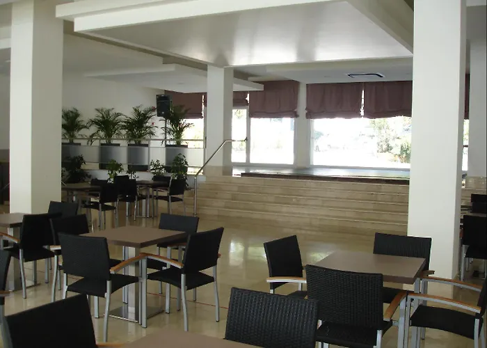 Gran Garbi & Aquasplash ホテル 4*